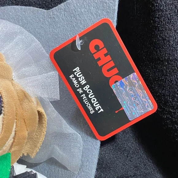 Chucky and Tiffany Plush Bouquet - Picture 3 of 12